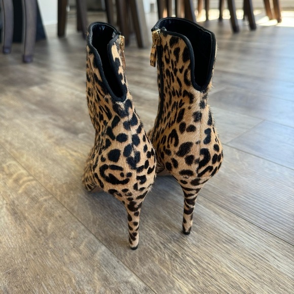 NWOT! STEVEN by Steve Madden LEILA-L Pointy Toe Leopard Boots - Real Fur - Picture 3 of 13